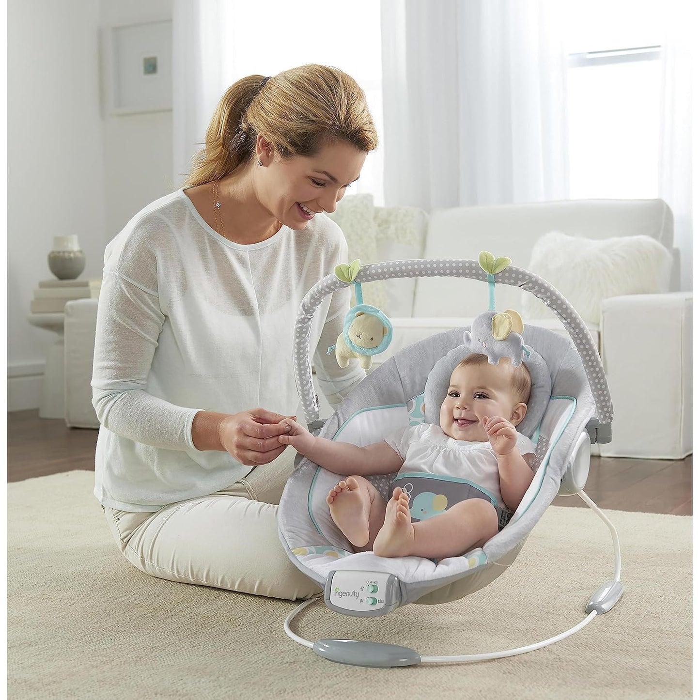 Baby Bouncer Infant Seat with Soothing Vibrations